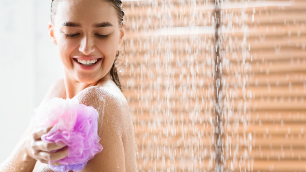 What does showering before yoga do?
